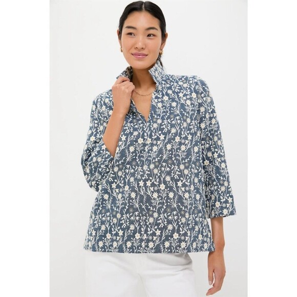 TUCKERNUCK Tops - TUCKERNUCK Tunic Top Womens 2XL Blue White Floral Embroidered Popover